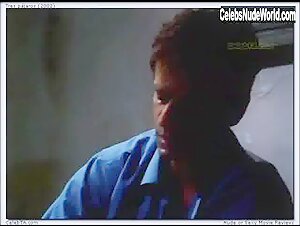 Isabel Achaval Couple , boobs in Tres pajaros (2002) 1