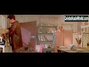 Irene Jacob boobs , Butt scene in Incognito (1997) 1