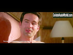 Irene Jacob boobs , Butt scene in Incognito (1997) 20