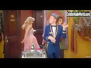 Ione Skye Blonde , boobs scene in Four Rooms (1995) 19