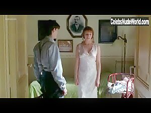Ingrid Rubio in En brazos de la mujer madura (1997) 5