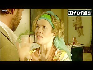 Ingrid Enger Damon in Kvinnen i mitt liv (2003) 17