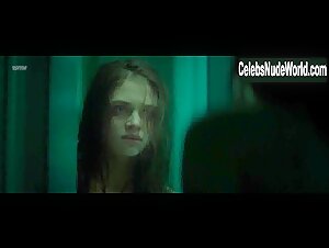 India Eisley in Look Away (2018) 19