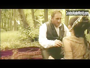 Ines Sastre hot , see-through scene in Vidocq (2001) 10