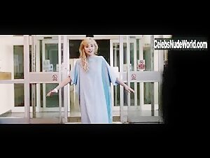 Imogen Poots in A Long Way Down (2014) 16