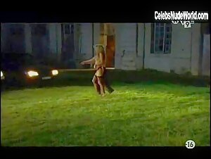 Illona Outdoor , boobs in Etranges exhibitions (2002) 19