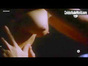 Iliana Lolitch in Dark Desires: Eva (1994) 4