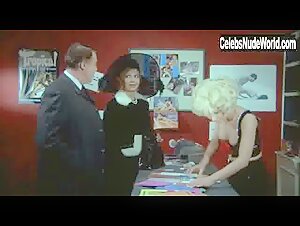 Jeanette Swensson in Tandlaege pa sengekanten (1971) 3
