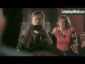 Jemima Kirke Flasing , Butt in Girls (series) (2012) 18