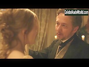 Jemima West Flasing boobs , Costume in Maison close (series) (2010) 3