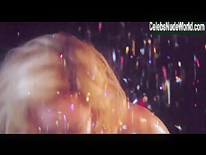 Jena Malone in The Shoe - Dead Rabbit Hopes (music video) (2014) 14