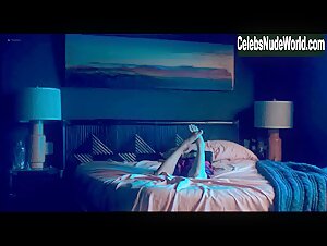 Jena Malone in Too Old to Die Young (series) (2019) 13