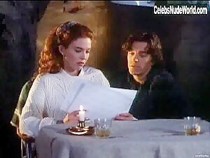 Jenna Bodnar Explicit , boobs in Huntress: Spirit of the Night (1995)