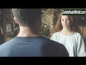 Jenna Thiam in Les Revenants (series) (2012) 2