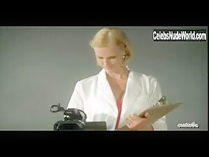Jennifer Dark Lesbian , Kissing in Co-Ed Confidential (series) (2007) 10