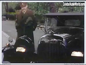 Jennifer Ehle Hot , Couple in Camomile Lawn (1992) 4