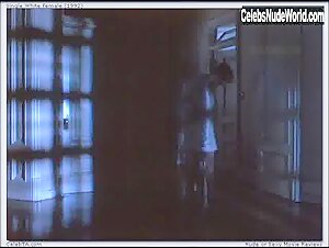 Jennifer Jason Leigh Falshing , boobs in Single White Female (1992) 4