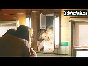 Jennifer Jason Leigh in Moment (2013) 1