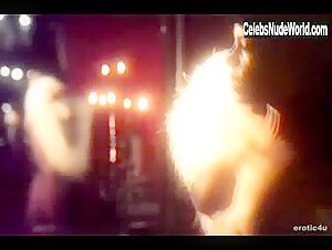 Jennifer Jones in Patrizia (1980) 16
