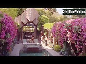 Jenny Lin in Californication (series) (2007) 3