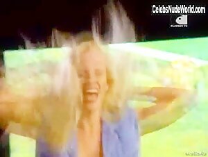 Jenny McCarthy Outdoor , Blonde in Playboy: The Ultimate Jenny McCarthy (2005) 14