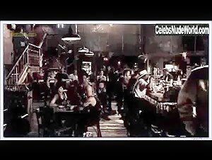Jessica Alba Striptease , Blonde in Sin City (2005) 9