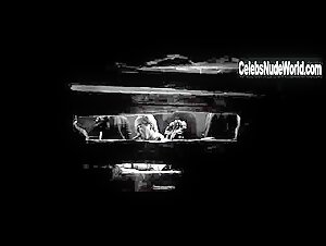 Jessica Alba in Sin City: A Dame to Kill For (2014) 2