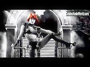 Jessica Alba in Sin City: A Dame to Kill For (2014) 6