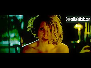 Jessica Chastain in Zookeeper's Wife (2017) 11