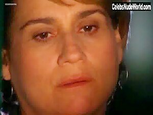 Joanna Tristao in Presenca de Anita (series) (2001) 15
