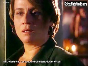Joanna Tristao in Presenca de Anita (series) (2001) 20