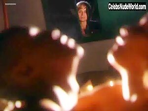 Joanna Tristao in Presenca de Anita (series) (2001) 6