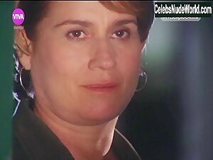 Joanna Tristao Hot , Couple in Presenca de Anita (series) (2001) 6