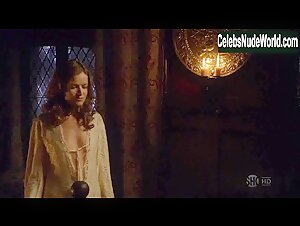 Joanne King in Tudors (series) (2007) S04E03 9