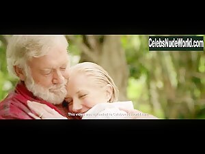 Joely Richardson in Papa Hemingway in Cuba (2015) 7
