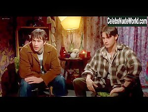 Joey Lauren Adams in Mallrats (1995) 6