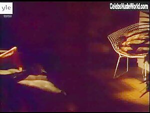 Jonna Jarnefelt in Varokaa putoavia esineita (series) (1994) 8