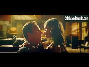 Jordana Brewster in Home Sweet Hell (2015) 11