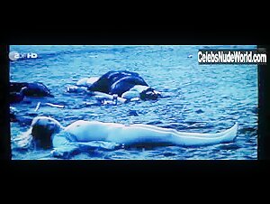 Josephine Bornebusch in Jarnganget (2000) 19