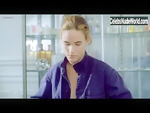 Judith Godreche in La desenchantee (1990)