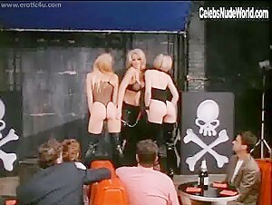 Julia Ann Fishnet , Lesbian in Veronica 2030 (1999) 19