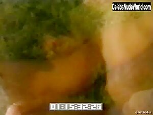 Julia Kruis in Sex Files: Alien Erotica 2 (2000) 13