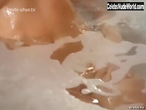 Julia Kruis Bathtub , Stock scene in Exposed (2003) 10