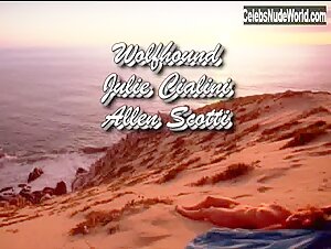 Julie Cialini Outdoor , Blonde in Wolfhound (2002) 1