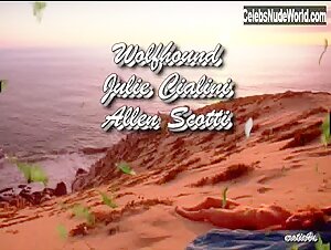 Julie Cialini Outdoor , Blonde in Wolfhound (2002) 4