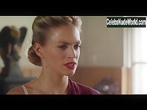 Julie Engelbrecht in Beyond Valkyrie: Dawn of the 4th Reich (2016) 6