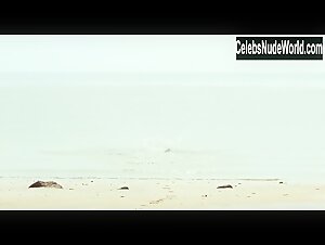 Julie Engelbrecht in Les vacances du petit Nicolas (2014) 17