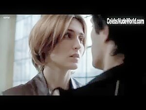 Julie Gayet in La confusion des genres (2000) 3