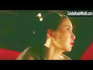 Julie Lee Wa-Yuet in Man qing jin gong qi an (1994) 3