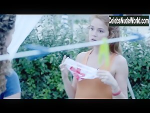 Juliet Lemonnier Outdoor , boobs in Hotel de la plage (series) (2014) 11